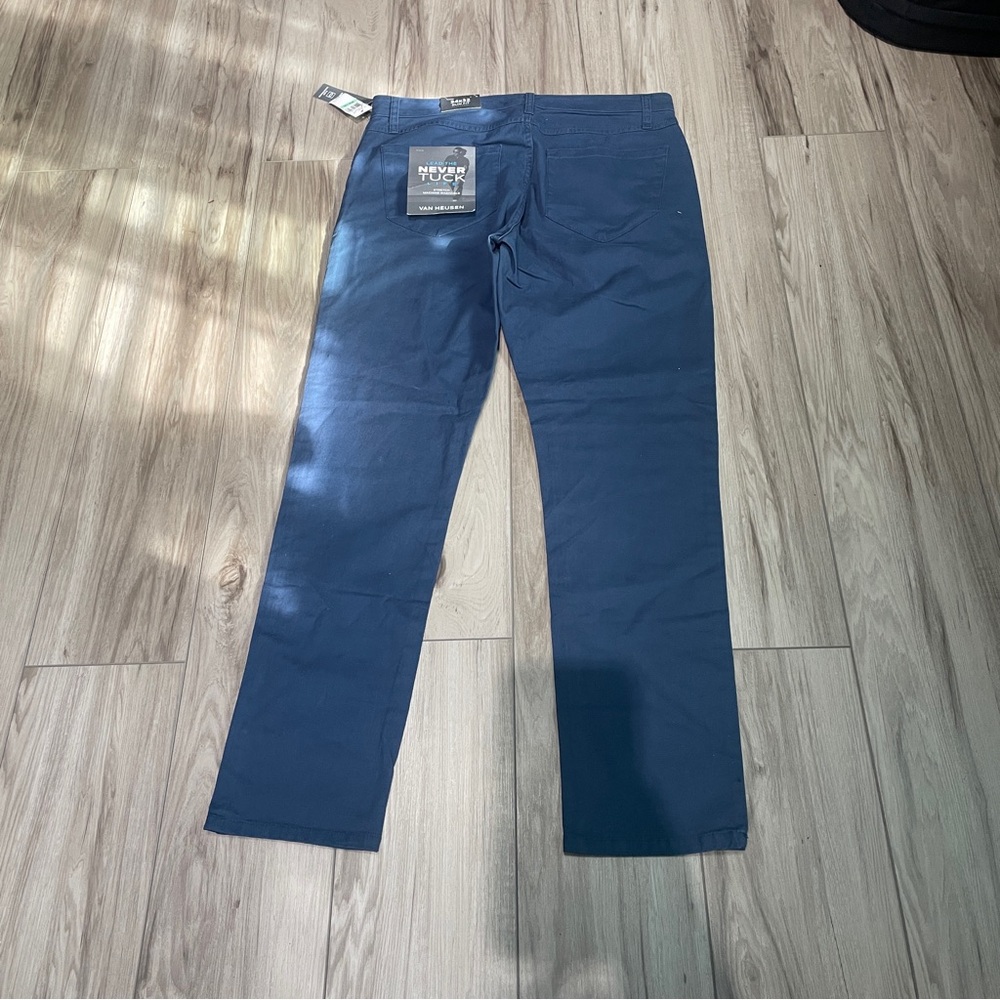 Van Heusen Men's Blue Dress Pants